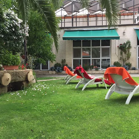 Del Corral Apartment