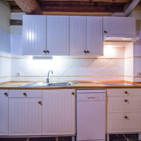 Del Corral Apartment *